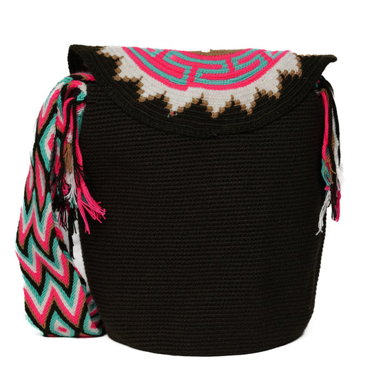 Versatile Wayuu bag style