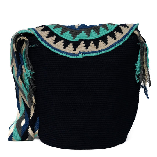 Versatile Wayuu bag style