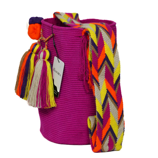 Colorful Wayuu bag patterns