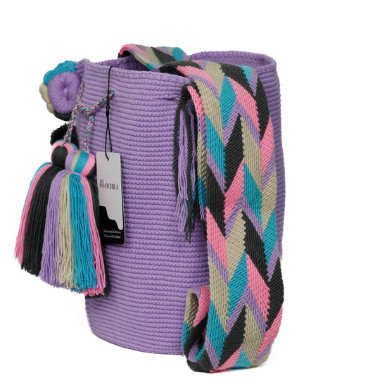 Colorful Wayuu bag patterns