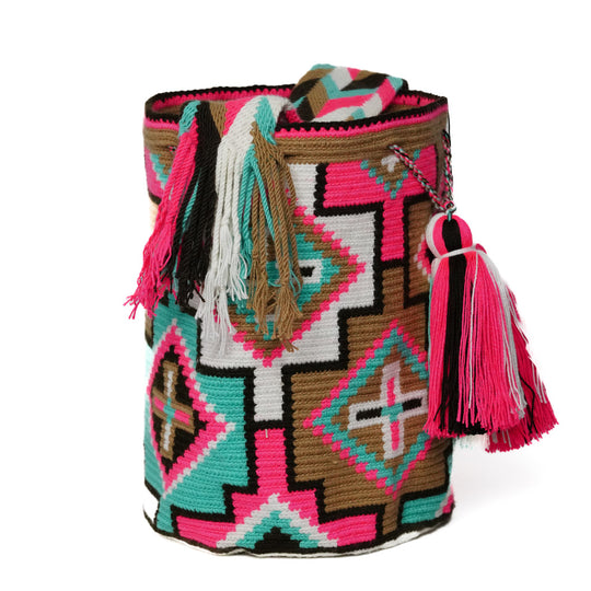 Versatile Wayuu bag style