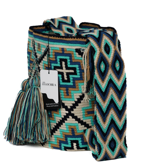 Colorful Wayuu bag patterns