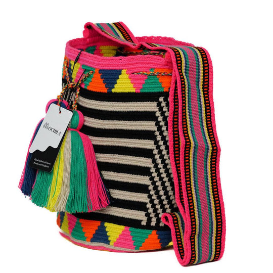 Colorful Wayuu bag patterns