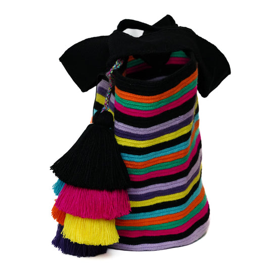 Colorful Wayuu bag patterns