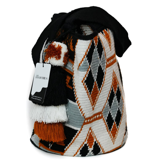 Colorful Wayuu bag patterns