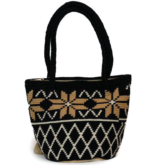 Versatile Wayuu bag style