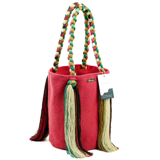 Colorful Wayuu bag patterns