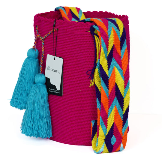 Colorful Wayuu bag patterns