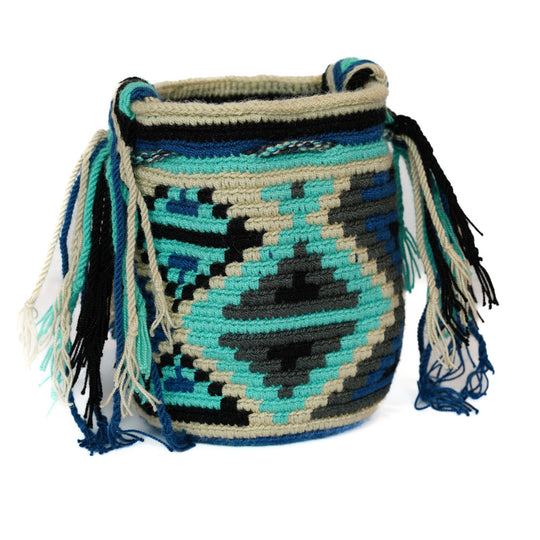 Versatile Wayuu bag style