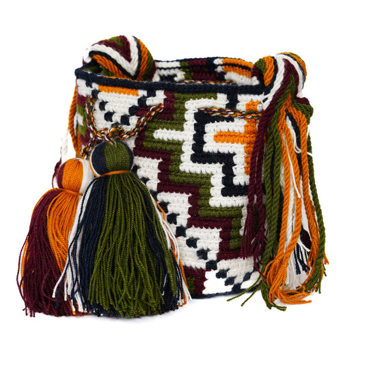 Colorful Wayuu bag patterns