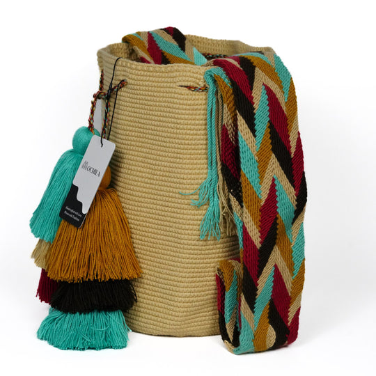 Colorful Wayuu bag patterns